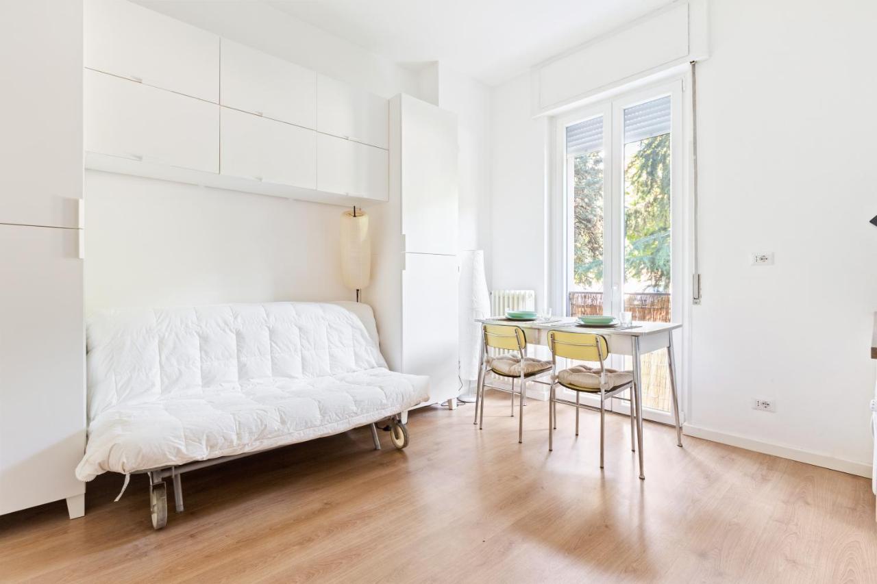 Milano Famagosta Cosy Studio Kültér fotó